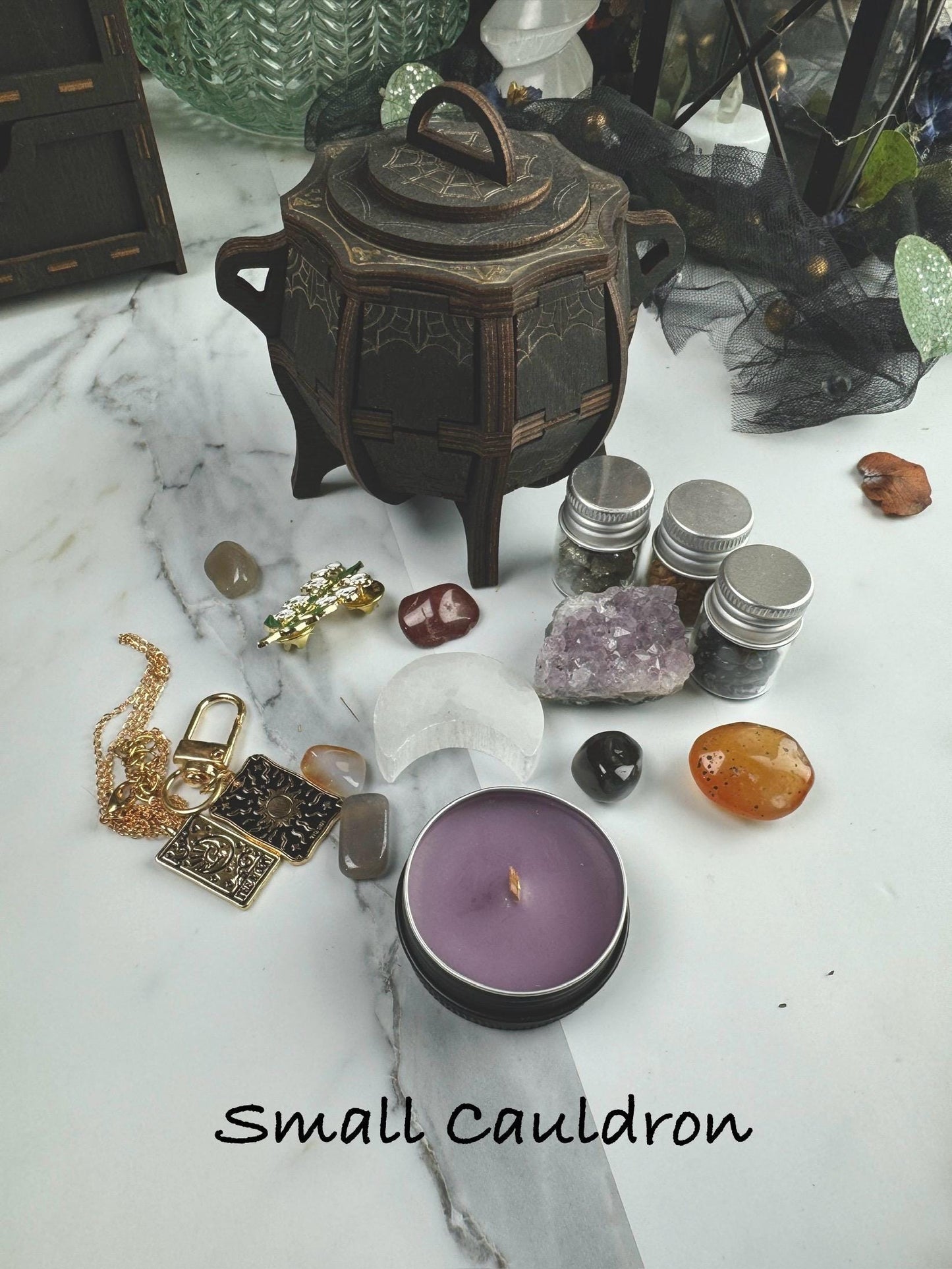 Miniature Wooden Witch's Cauldron with Lid - Mystical Decor for Spellcraft and Halloween
