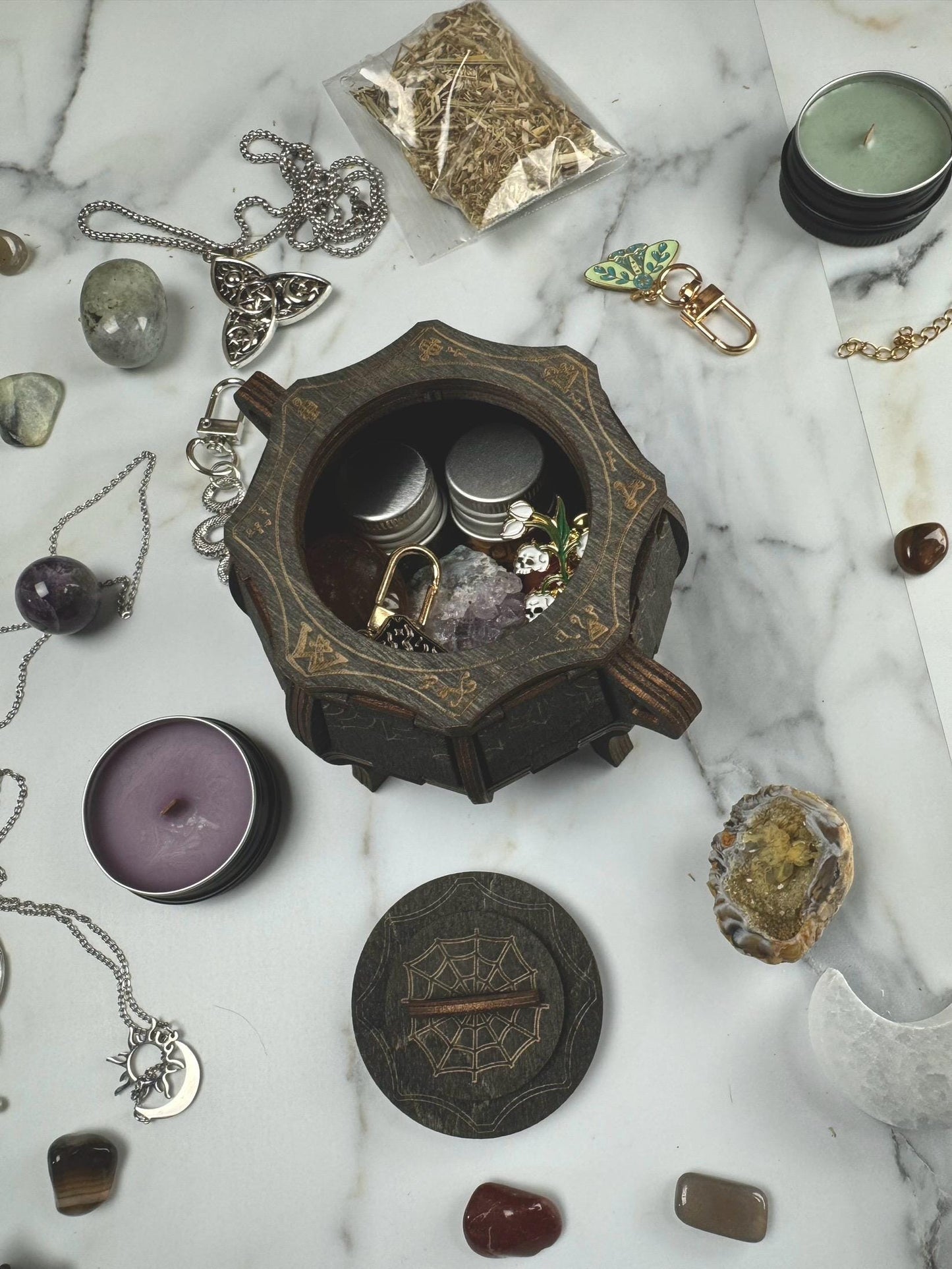 Miniature Wooden Witch's Cauldron with Lid - Mystical Decor for Spellcraft and Halloween