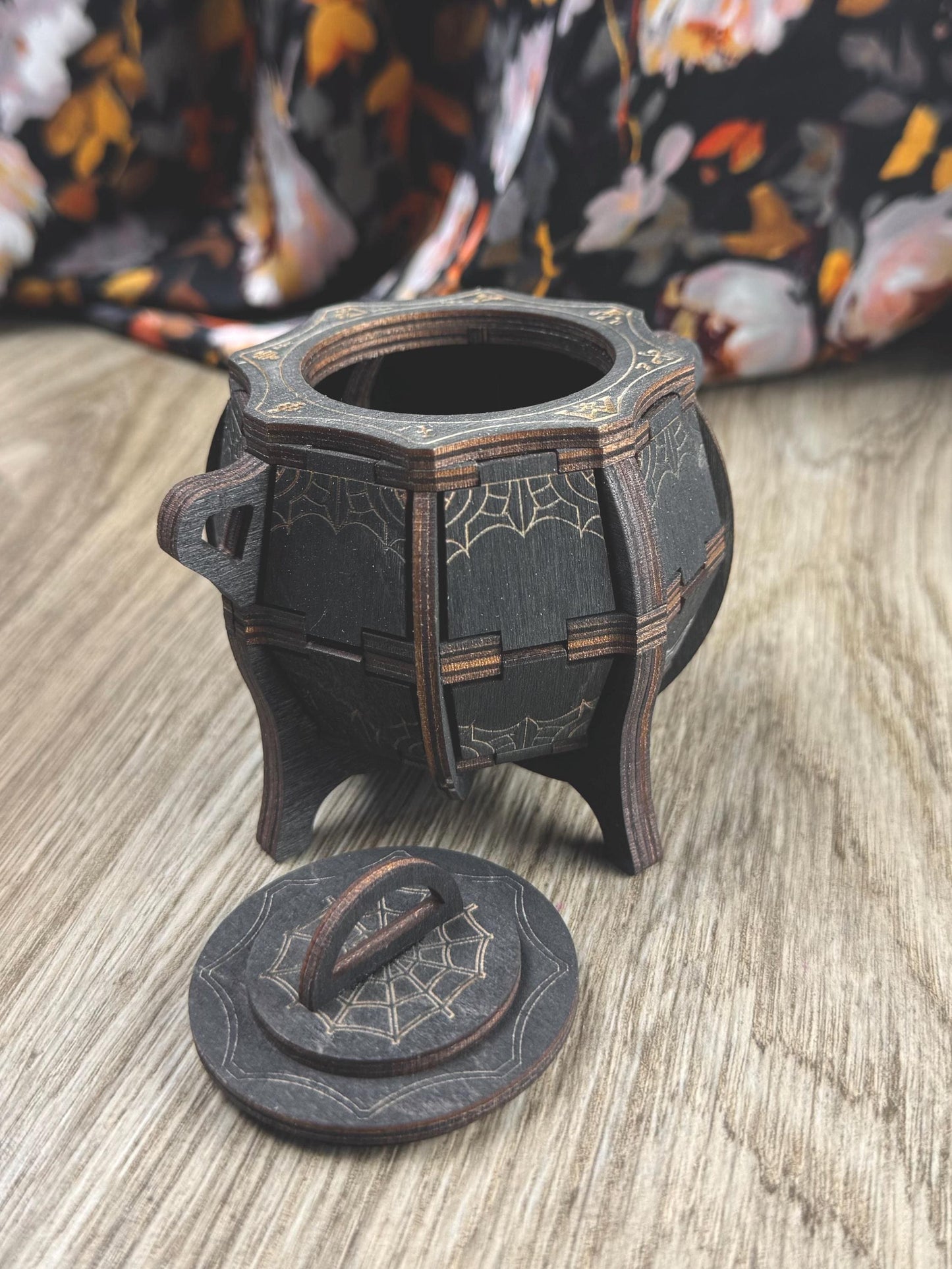 Miniature Wooden Witch's Cauldron with Lid - Mystical Decor for Spellcraft and Halloween
