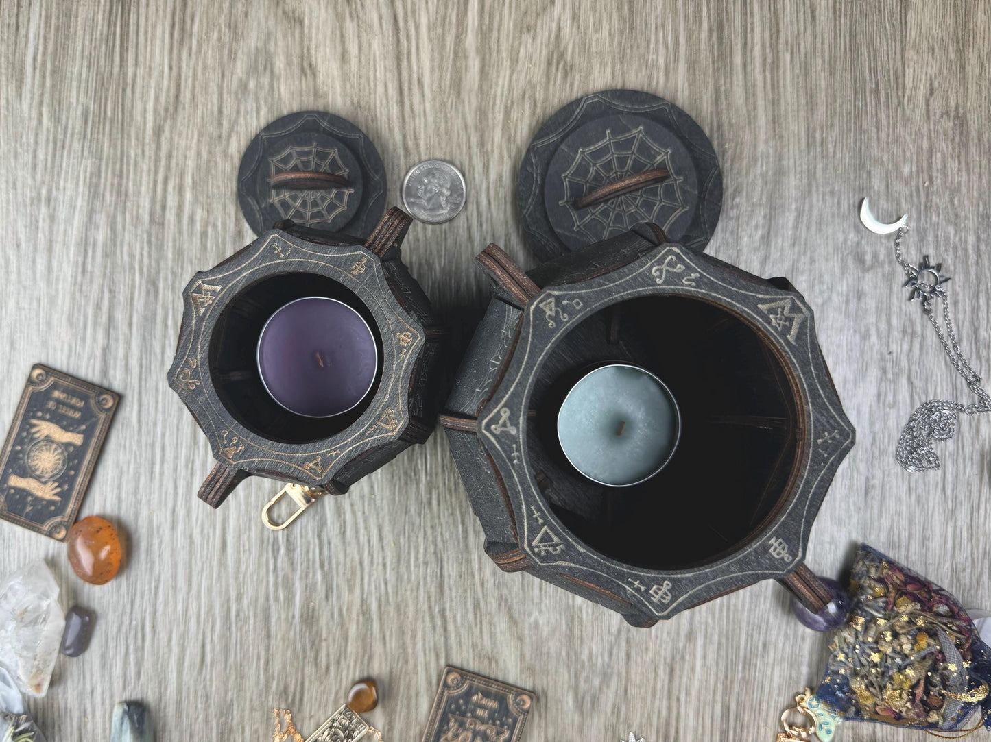 Miniature Wooden Witch's Cauldron with Lid - Mystical Decor for Spellcraft and Halloween