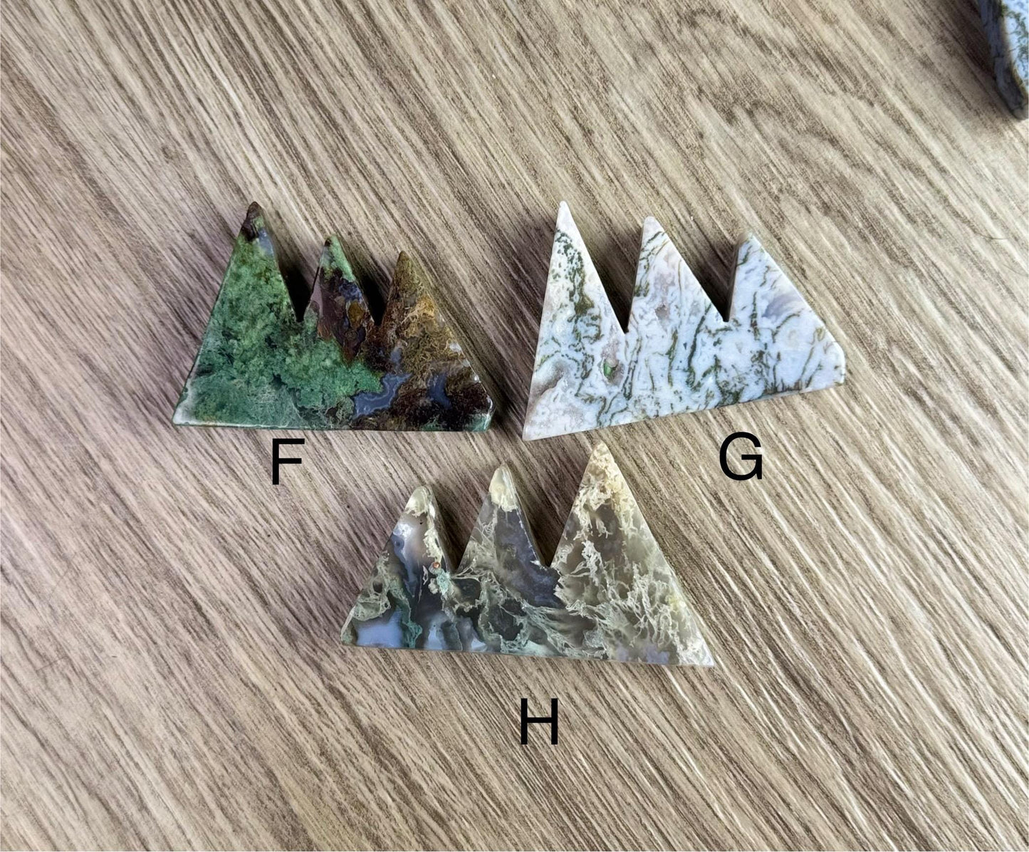 Moss Agate Mountain Crystal for Divination, Witchy Altar Decor, Manifestation Tool, Druzy Gift