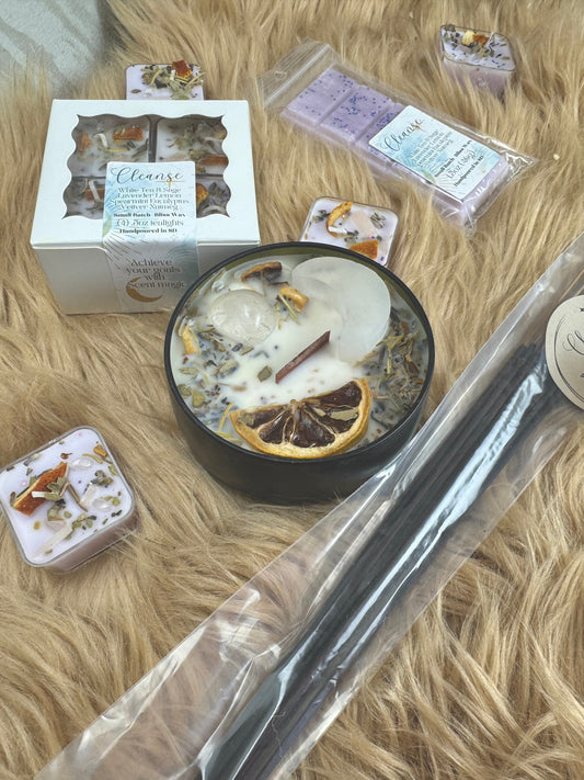 Cleansing Intention Candles: White Tea, Sage, Lavender & Crystals for Manifestation Rituals