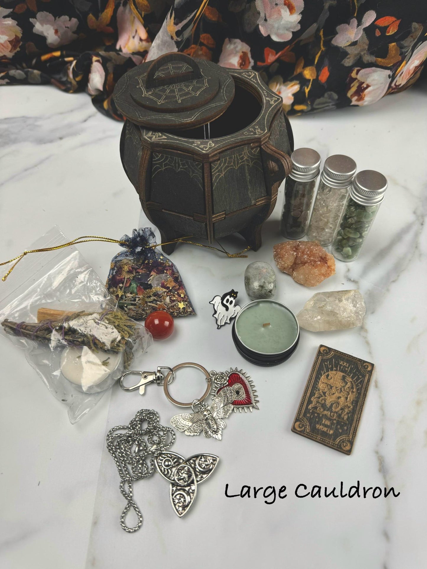 Miniature Wooden Witch's Cauldron with Lid - Mystical Decor for Spellcraft and Halloween